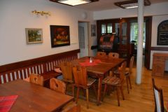 d9d9e203-50b4-49bd-f5be-edafc0e67fb3